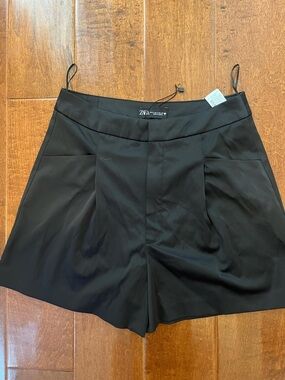 Zara Black satin Pleated Women's Shorts size small